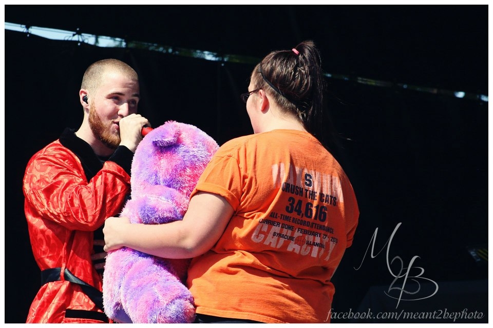 Mike Posner - New York State Fair
Photo by Sierra and Cynthia
Meant 2 Be Photography
facebook.com/Meant2BePhoto
