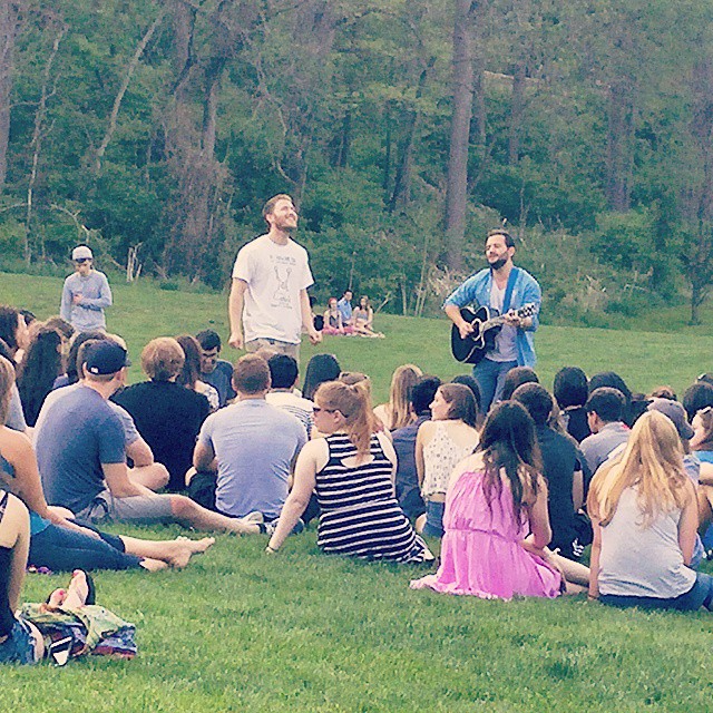 Mike Posner and Matthew Greenberg performing at Nichols Arboretum in Ann Arbor, MI May 9, 2015
instagram.com/just615
