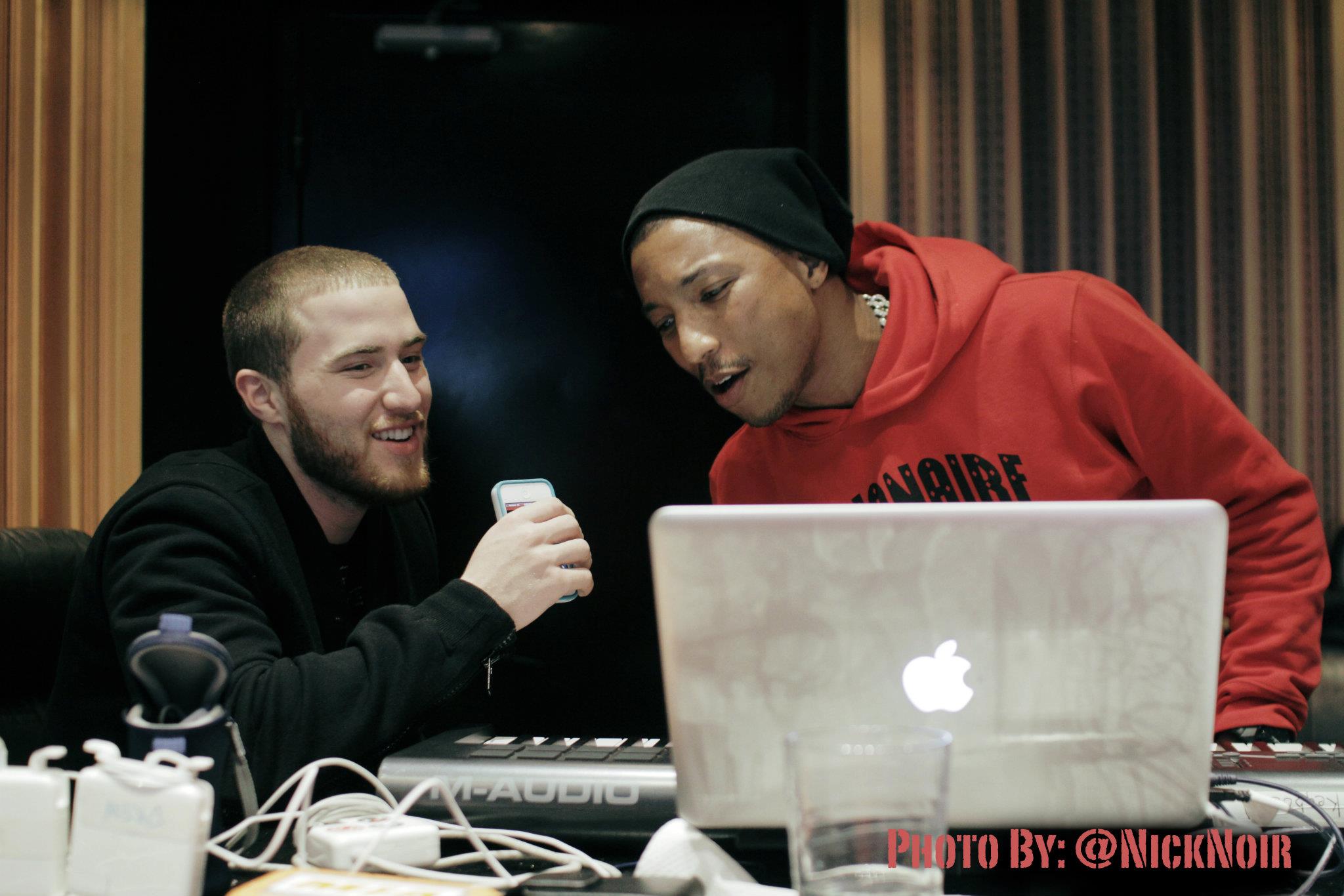 Mike Posner and Pharrell 1/9/2012
Photo taken by Nicholas Black
