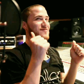 Mike Posner - Gif
