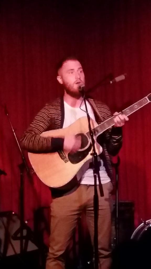 Mike Posner performing at The Hotel Café in Los Angeles, CA June 15, 2015
twitter.com/TheFitFox
