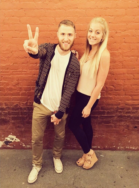 Mike Posner at The Hotel Café in Los Angeles, CA June 15, 2015
twitter.com/heatherchrr
