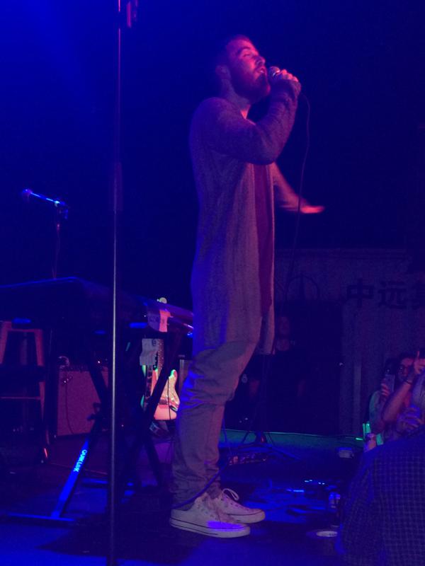 Mike Posner performing at The Truth EP Release Show at Rough Trade NYC in Brooklyn, NY June 24, 2015
twitter.com/danceonfordays
