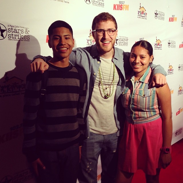 Mike Posner with kids at Stars & Strikes 2014 at PINZ in Studio City, CA 3/19/14
Instagram @apch2830
