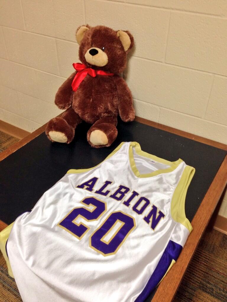 Mike Posner's Albion College jersey and teddy bear for the Big Show 2014 performance in Albion, MI 4/21/14
Twitter @ACUnionBoard
