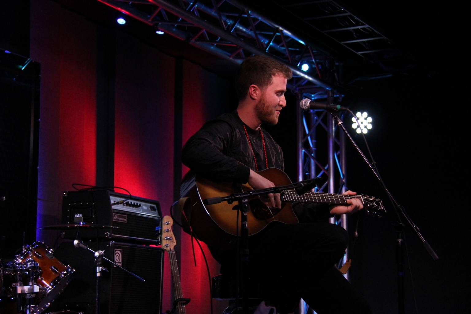 Mike Posner performing on B96's Blue Cross Blue Shield Performance Stage in Chicago, IL 2/28/14
b96.cbslocal.com
