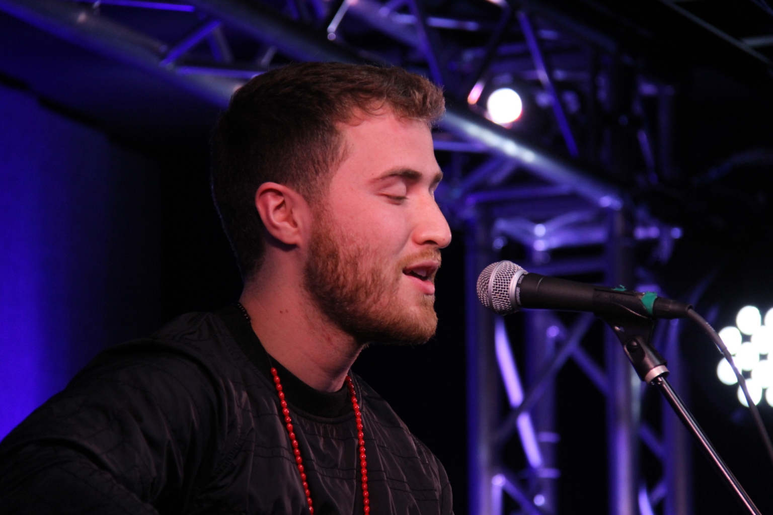 Mike Posner performing on B96's Blue Cross Blue Shield Performance Stage in Chicago, IL 2/28/14
b96.cbslocal.com
