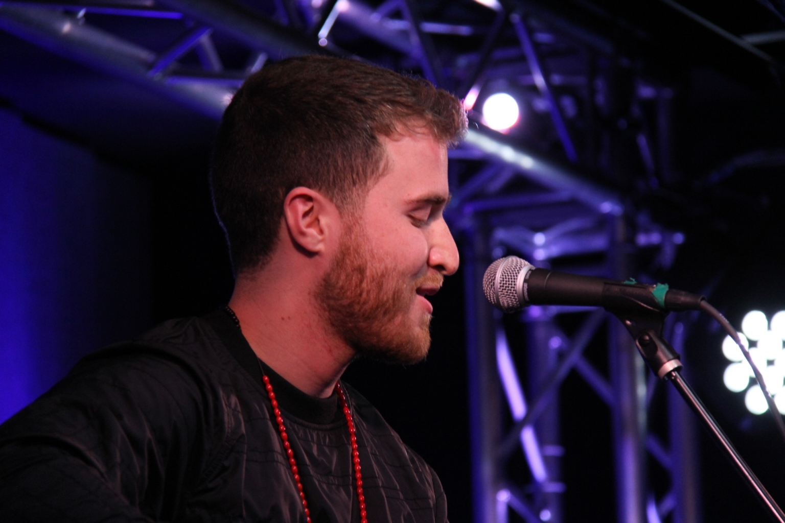 Mike Posner performing on B96's Blue Cross Blue Shield Performance Stage in Chicago, IL 2/28/14
b96.cbslocal.com
