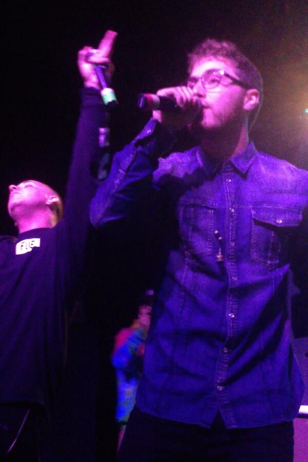 Mike Posner made a surprise appearance onstage with Mat "Blackbear" Musto in Philadelphia, PA 3/30/14
Twitter @Victoria_nj_
