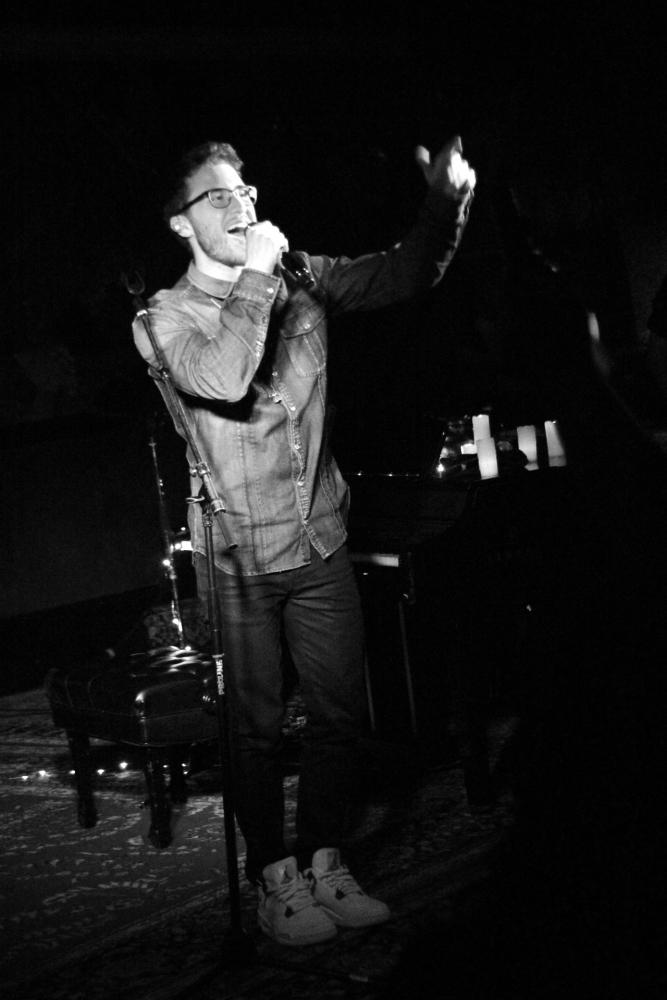 Mike Posner performing on his Unplugged Tour at House Of Blues in Boston, MA 4/1/14
Photo credit: Stefan Petrella
coast933.com
