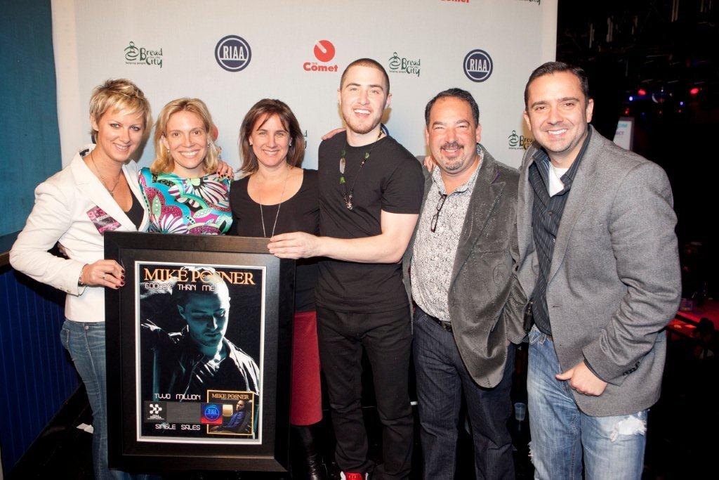 MikePosner-DoublePlatinum-Dec2010-02.jpg