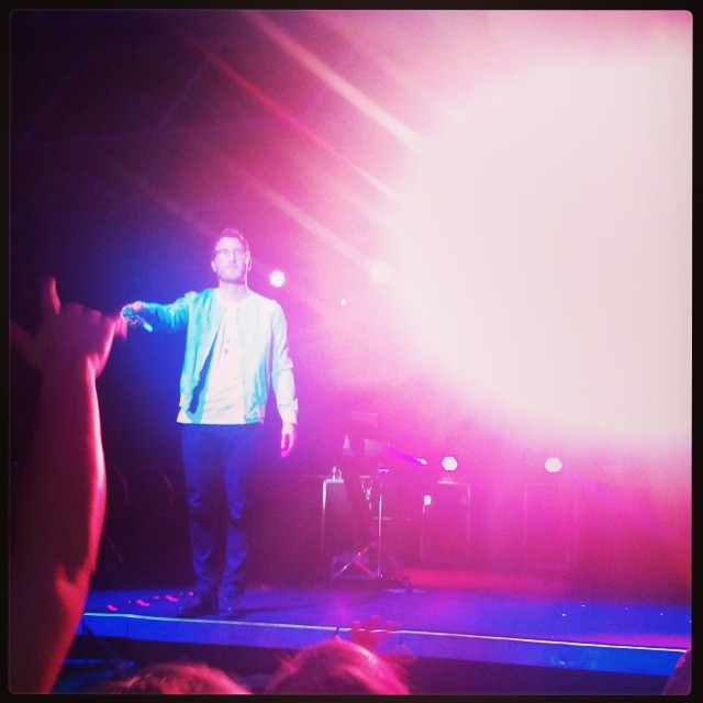 Mike Posner performing at Grand View University in Des Moines, IA 4/4/14
Instagram @cla_solis94
