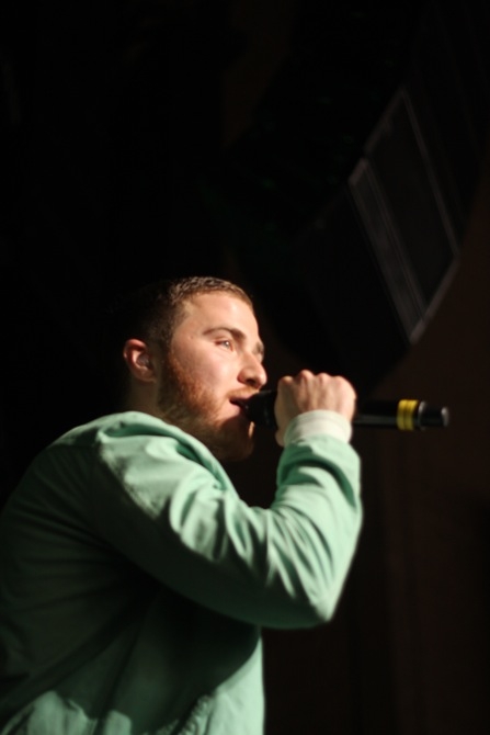 Sammy Adams and Mike Posner perform "L.A. Story" at Kiss Concert 2013
Photo by kiss108.com
