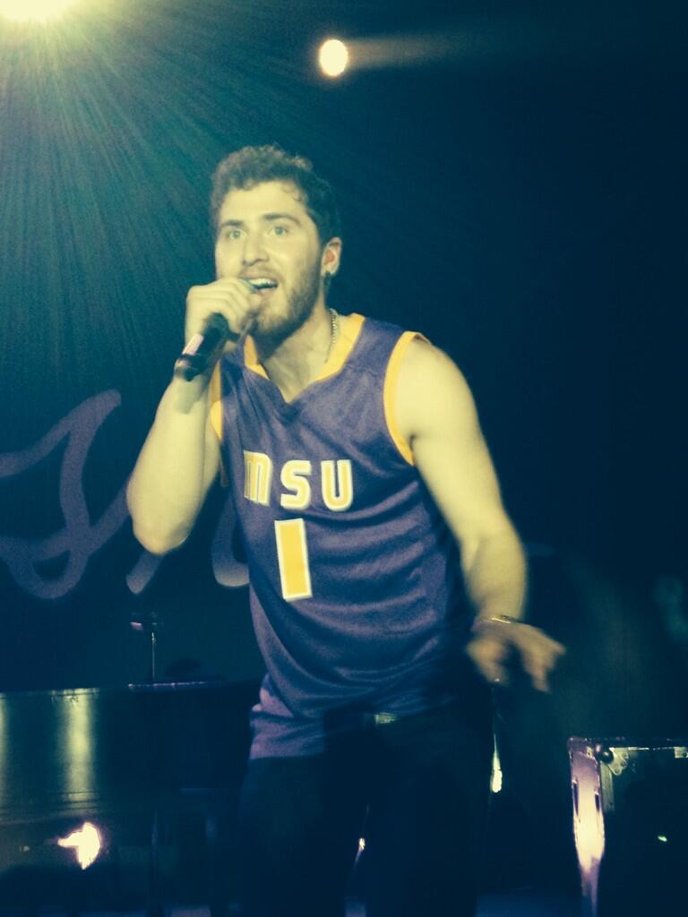 Mike Posner performing at Minnesota State University, Mankato in Mankato, MN 4/28/14
Twitter @hayleyrosenberg
