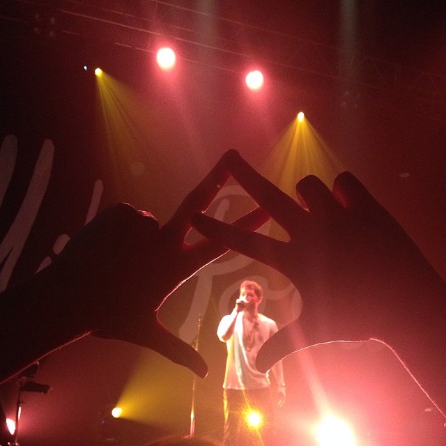 Mike Posner performing at Minnesota State University, Mankato in Mankato, MN 4/28/14
Instagram @mnsu_axo
