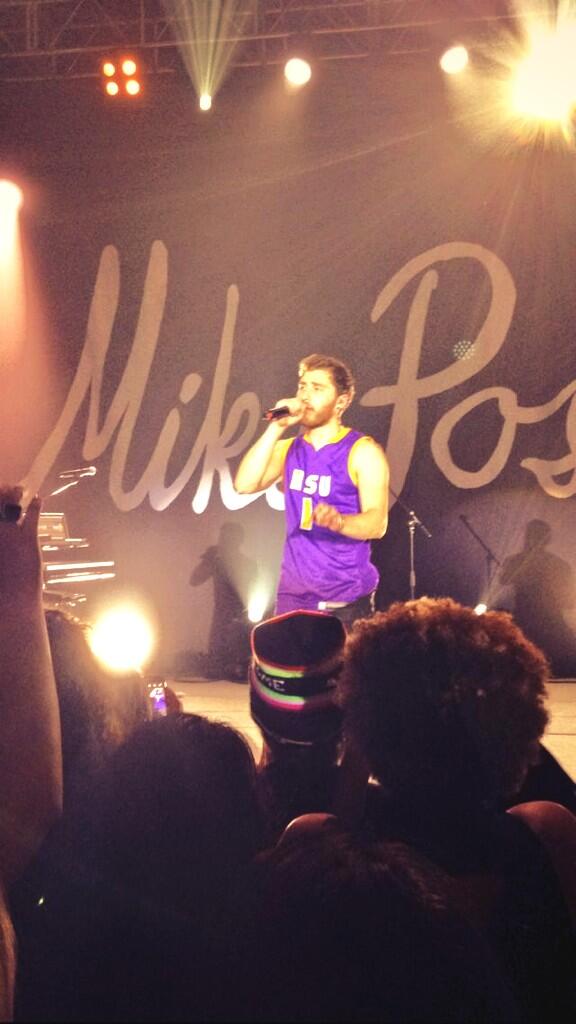 Mike Posner performing at Minnesota State University, Mankato in Mankato, MN 4/28/14
Twitter @CarlyHopeTies
