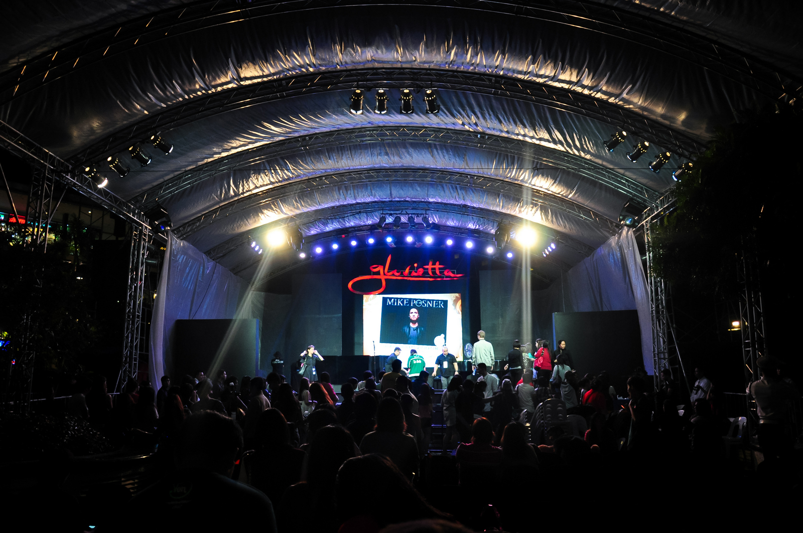 Mike Posner performing at Glorietta in Makati City, Philippines 12/9/11
Photo by Leon Gabriel
