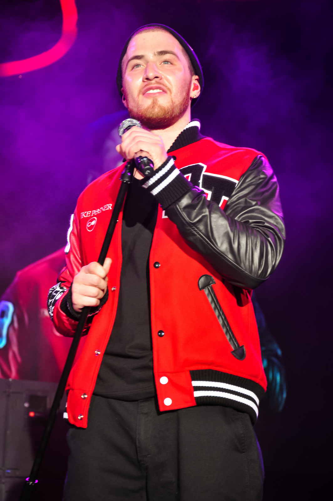 Mike Posner performing at Glorietta in Makati City, Philippines 12/9/11
Photo by Leon Gabriel
