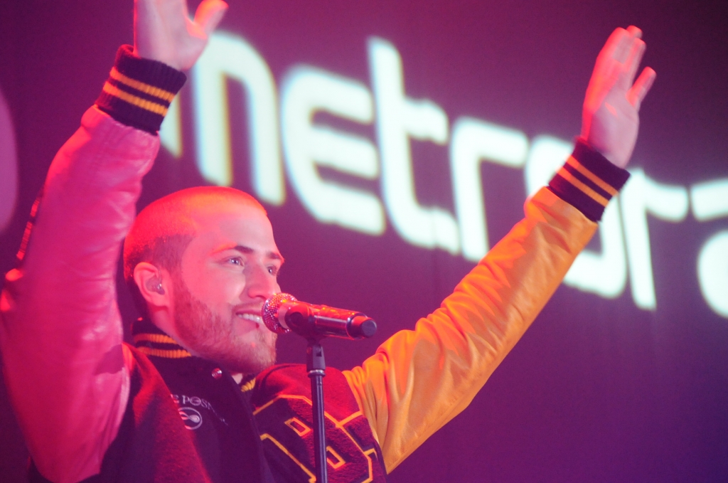 Mike Posner - Metro Radio Live 2011
