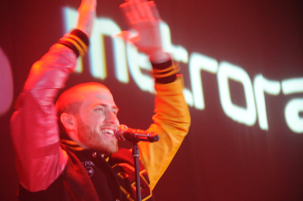 Mike Posner - Metro Radio Live 2011
