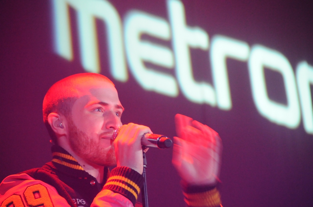 Mike Posner - Metro Radio Live 2011
