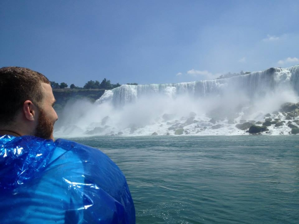 Mike Posner on the Maid of the Mist boat tour of Niagara Falls 7/15/13
Photo by DJ Dubz
facebook.com/IamDJDubz
