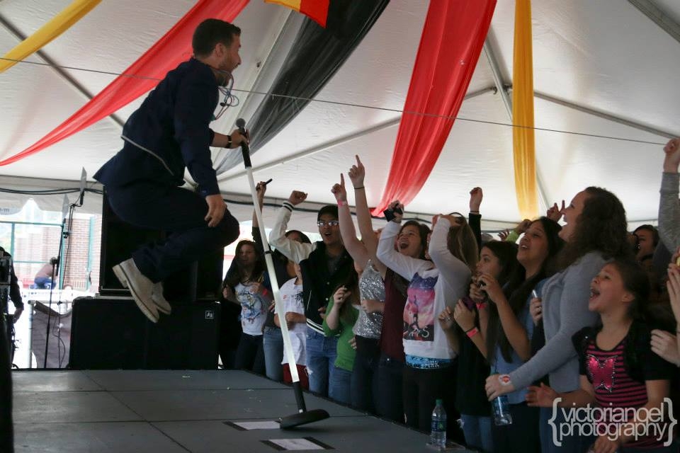 Mike Posner performing at Oktoberfest 2013 - Chattanooga, TN 10/19/13
facebook.com/Hits96
Victoria Noel Photography
