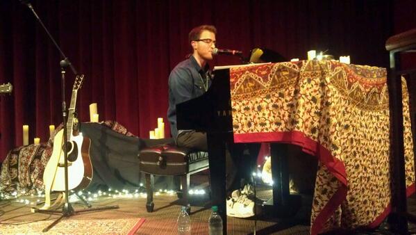 Mike Posner performing on his Unplugged Tour in Philadelphia, PA 3/31/14
Twitter @charris_580
