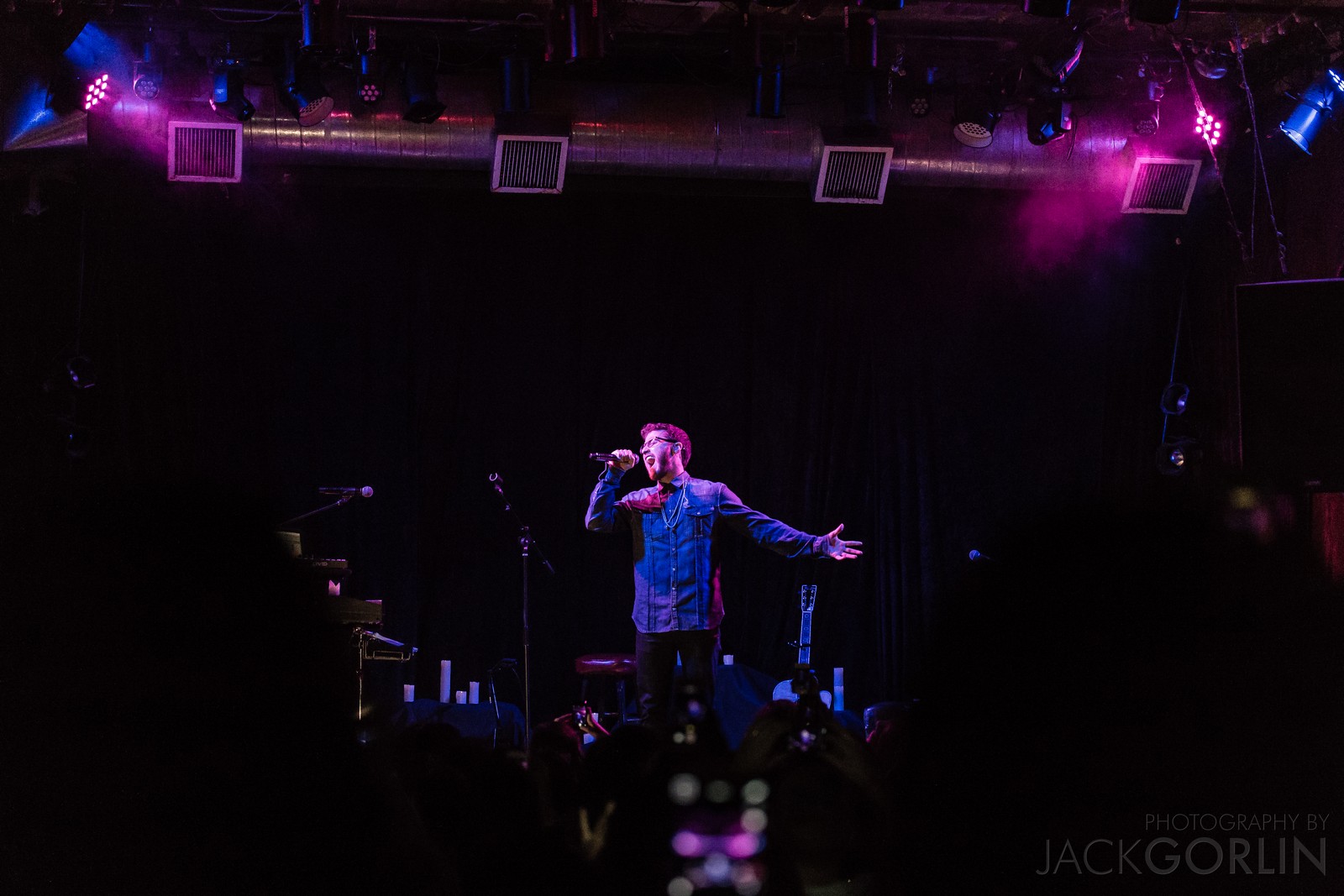 Mike Posner performing on his Unplugged Tour at Rickshaw Stop in San Francisco, CA 4/9/14
Photo credit: Jack Gorlin
www.jackgorlin.com
