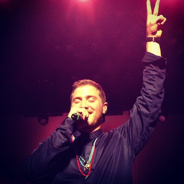 Mike Posner performing at SUNY Old Westbury's Panther Pride Homecoming - Westbury, NY 10/18/13
Instagram @jackierosenking
