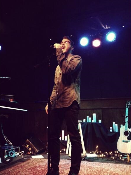 Mike Posner performing at Schubas Tavern on his Unplugged Tour in Chicago, IL 4/7/14
Twitter @justinsheo
