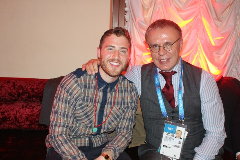 Mike Posner with Slava Fetisov in Sochi, Russia - February 17, 2014
examiner.com
