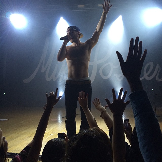 Mike Posner performing at Thiel College in Greenville, PA 4/25/14
Instagram @_taintedloveeee
