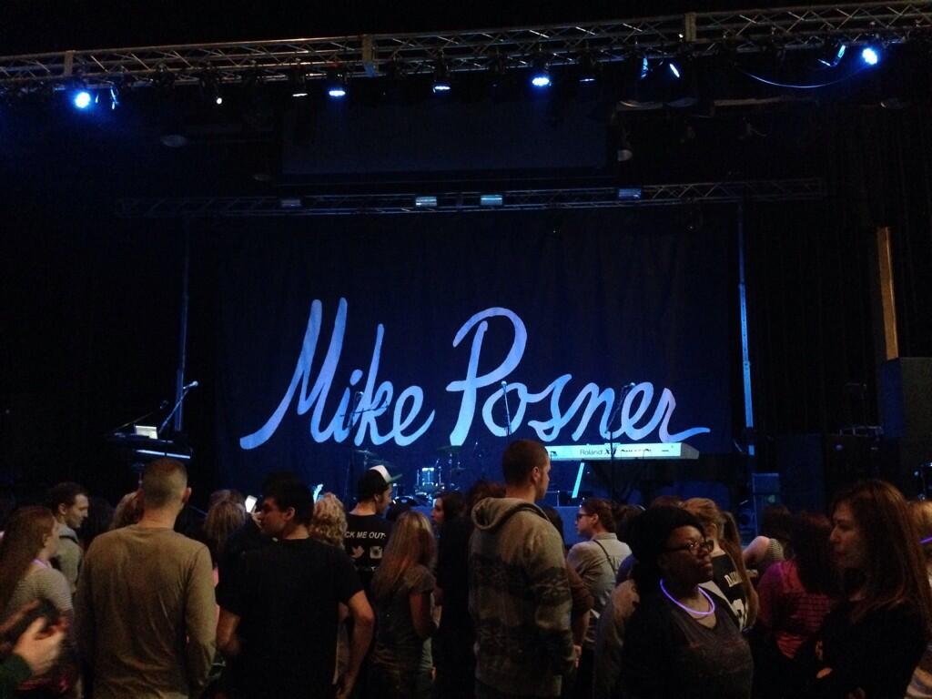 Mike Posner's stage at Thiel College in Greenville, PA 4/25/14
Twitter @PinkZebraPaula
