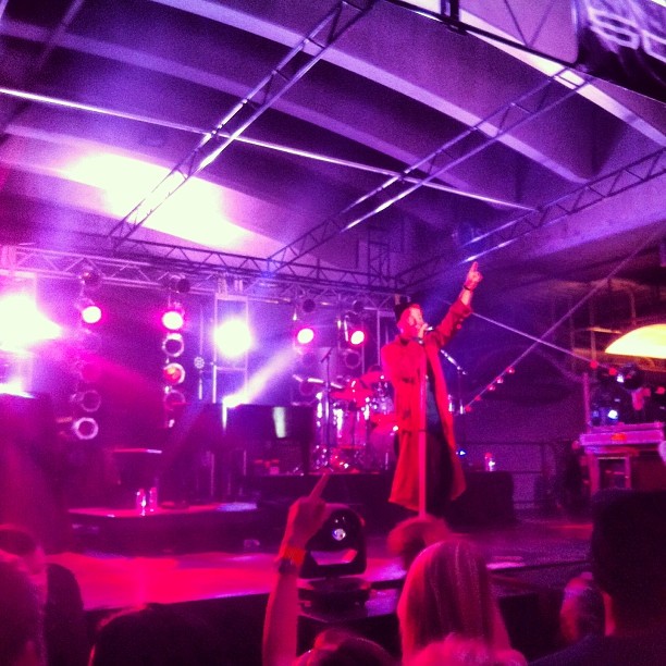 Mike Posner performing at Ubahn Music Festival - Cincinnati, OH 11/17/13
Instagram @waedens
