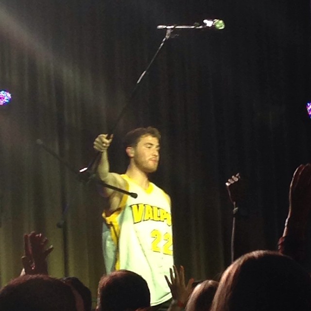 Mike Posner performing at Valparaiso University 3/28/14
Instagram @tammibordelon
