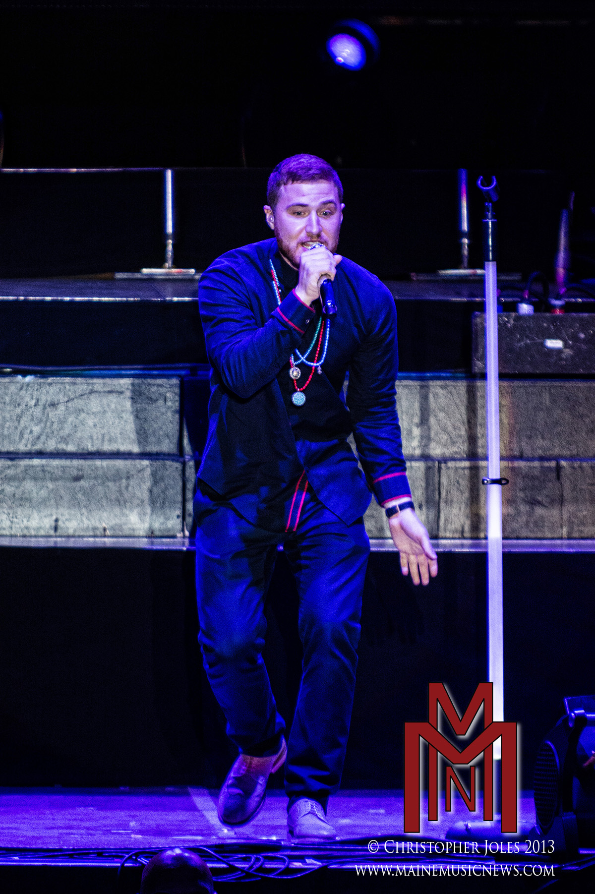 Mike Posner performing on the Warrior Tour in Bangor, ME 8/30/13
Photo by Christopher Joles
mainemusicnews.com
