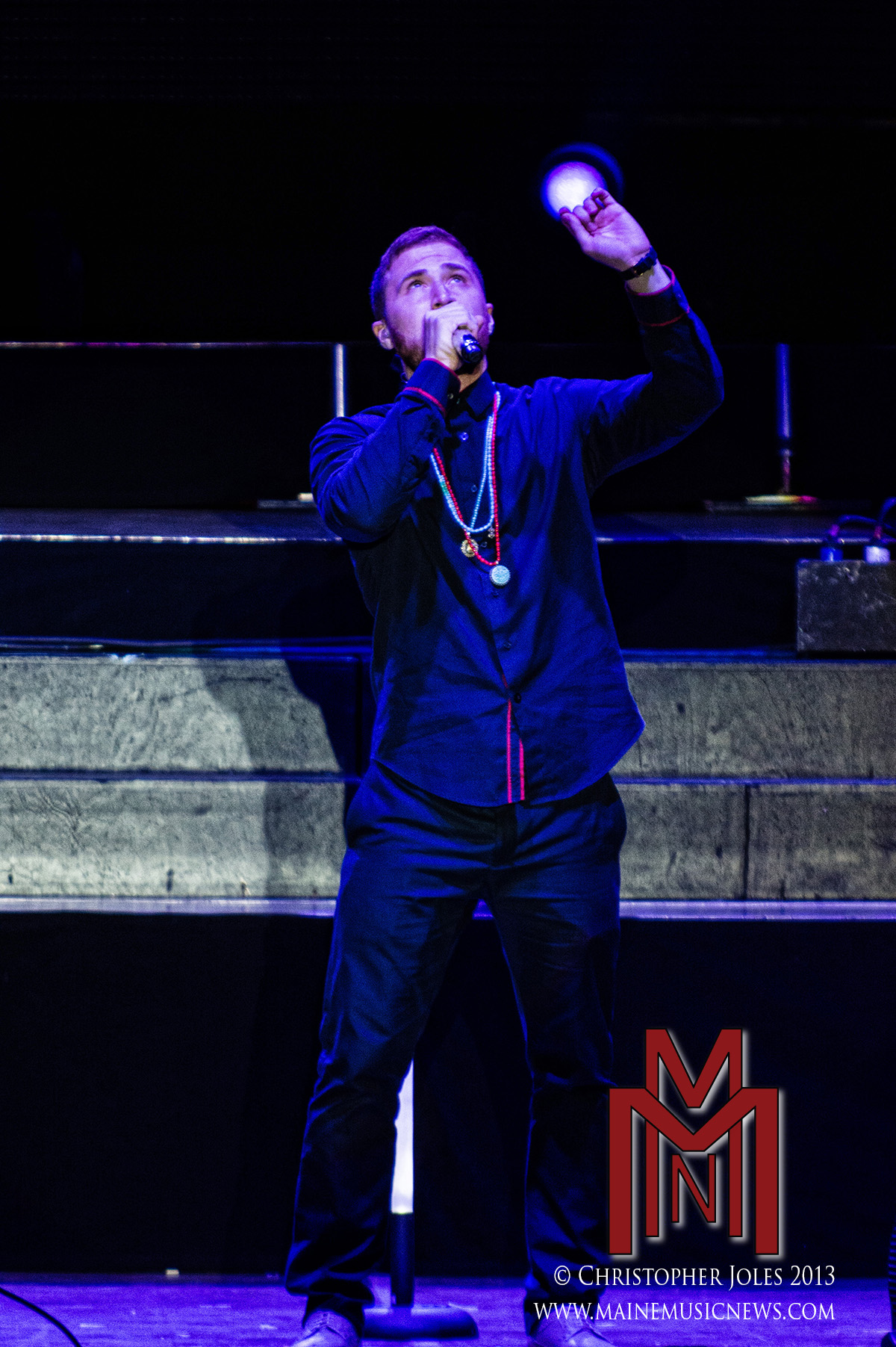 Mike Posner performing on the Warrior Tour in Bangor, ME 8/30/13
Photo by Christopher Joles
mainemusicnews.com
