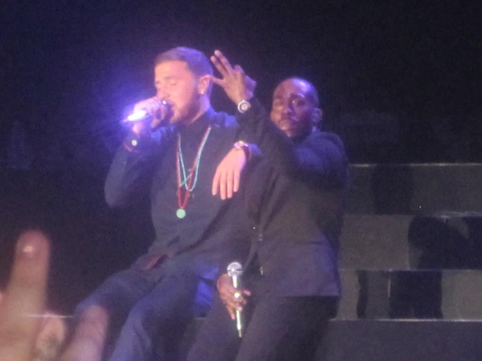 Mike Posner and DJ Dubz performing on the Warrior Tour in Portsmouth, VA 8/28/13
facebook.com/hot1005
