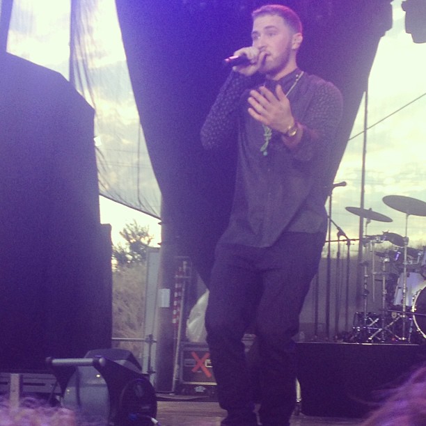 Mike Posner performing on the Warrior Tour in Raleigh, NC 8/14/13
Instagram @stop_that_sheet
