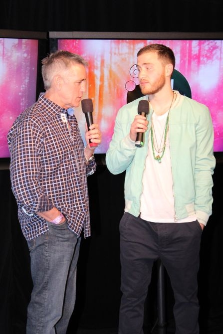 Kiss 108's Billy Costa interviews Mike Posner backstage at Kiss Concert 2013
Photo by kiss108.com
