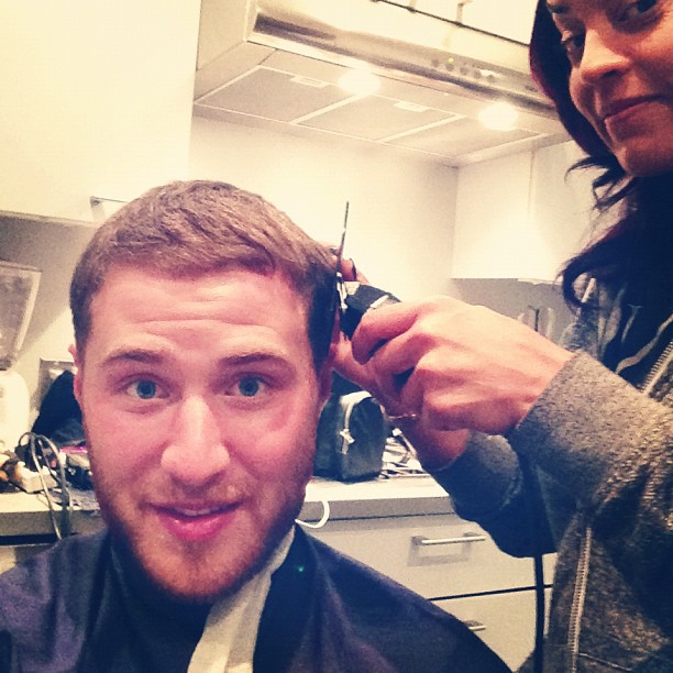 Mike Posner getting a haircut 4/18/13
