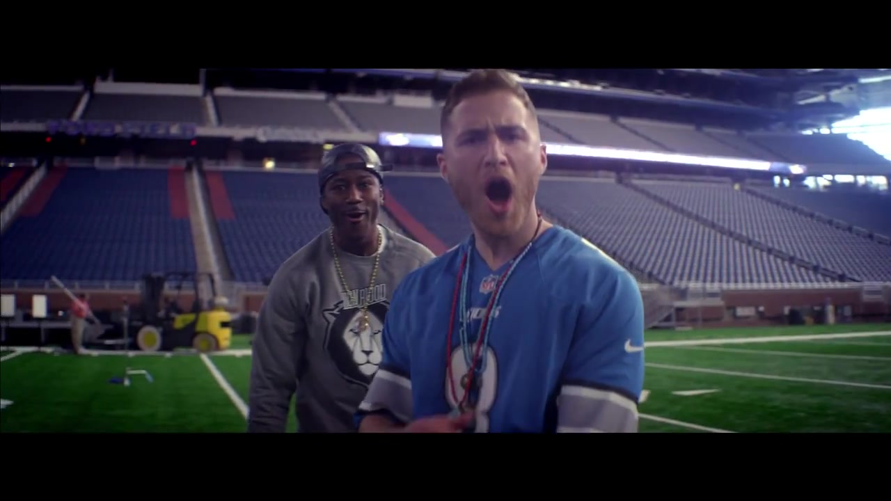 Mike_Posner_-_Top_of_the_World_ft__Big_Sean_326.jpg