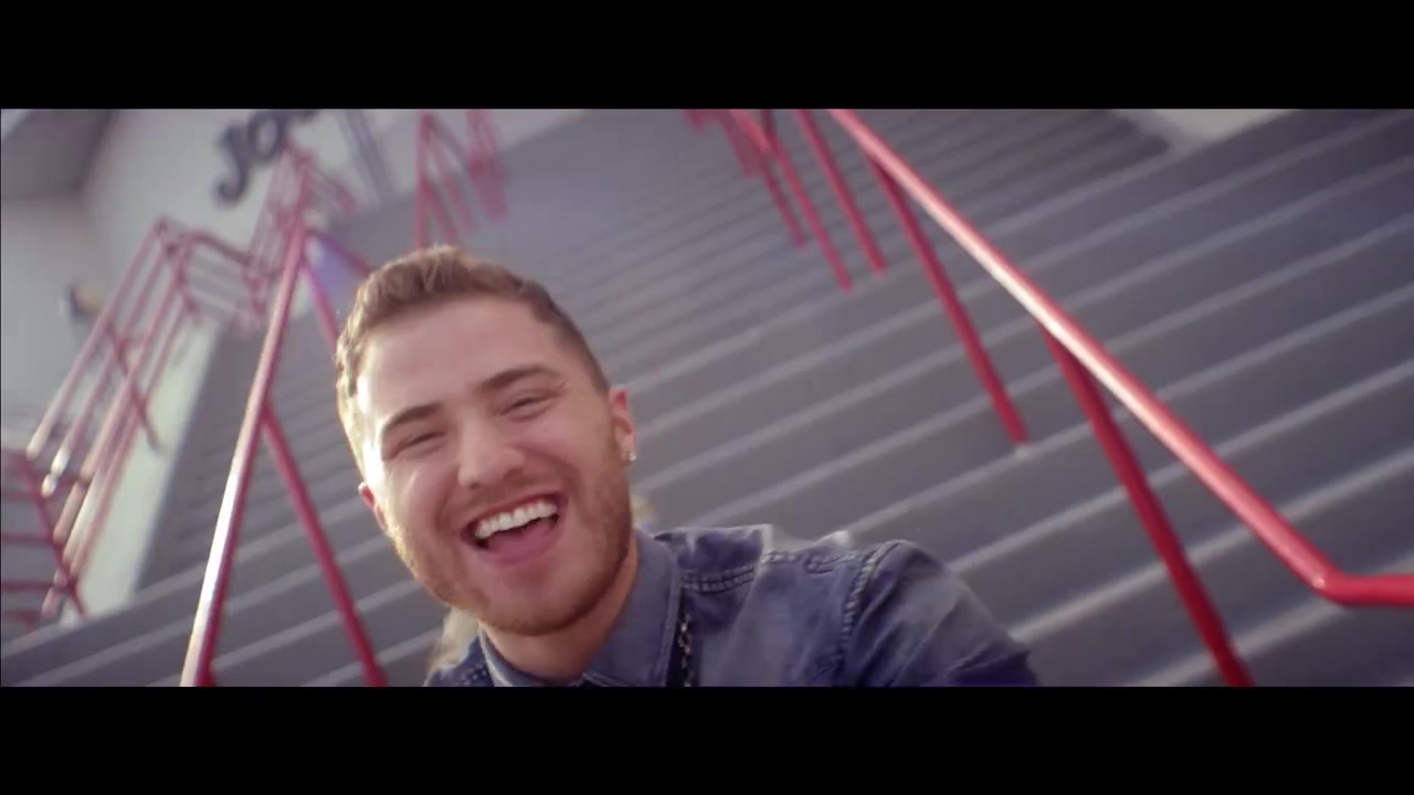 Mike_Posner_-_Top_of_the_World_ft__Big_Sean_408.jpg