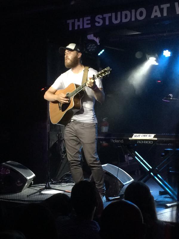 Mike Posner performing at The Studio at Webster Hall in New York, NY July 27, 2015
twitter.com/danceonfordays
