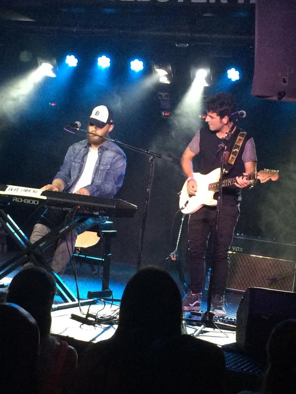 Mike Posner and Adam Friedman performing at The Studio at Webster Hall in New York, NY July 27, 2015
twitter.com/danceonfordays
