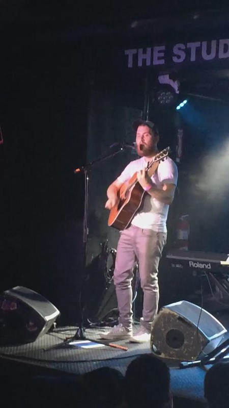 Mike Posner performing at The Studio at Webster Hall in New York, NY July 27, 2015
twitter.com/danceonfordays
