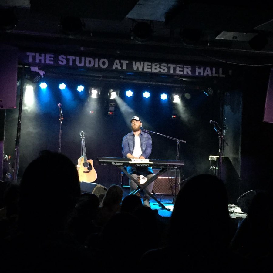 Mike Posner performing at The Studio at Webster Hall in New York, NY July 27, 2015
twitter.com/aleahlucashunt
