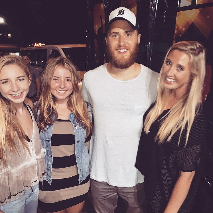 Mike Posner at The Studio at Webster Hall in New York, NY July 27, 2015
twitter.com/emmadraper
