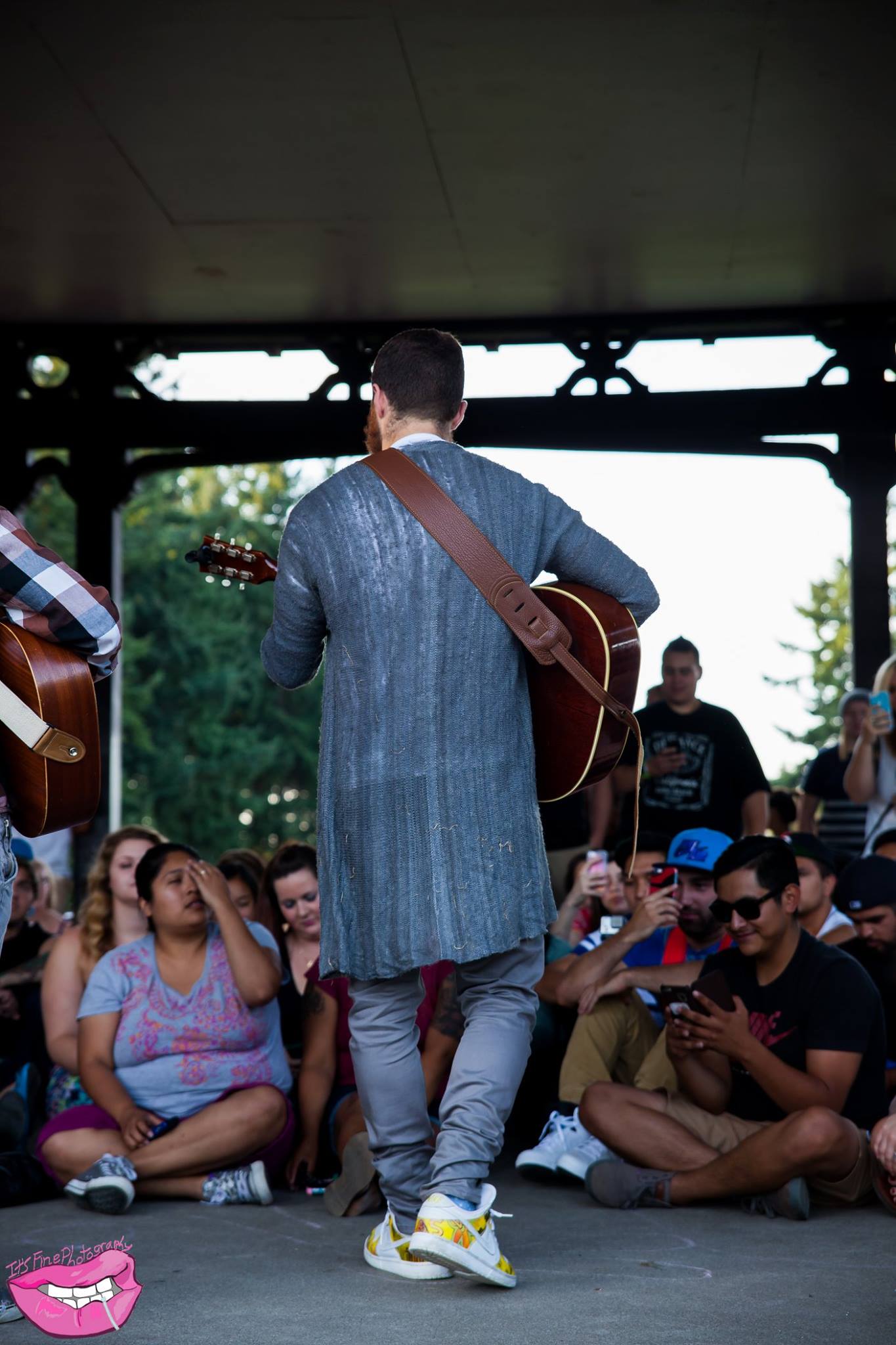 Mike Posner and Adam Friedman performing at Peninsula Park in Portland, OR July 15, 2015
Photo by Adin Penner / It's Fine Photography
facebook.com/itsfinephotography
